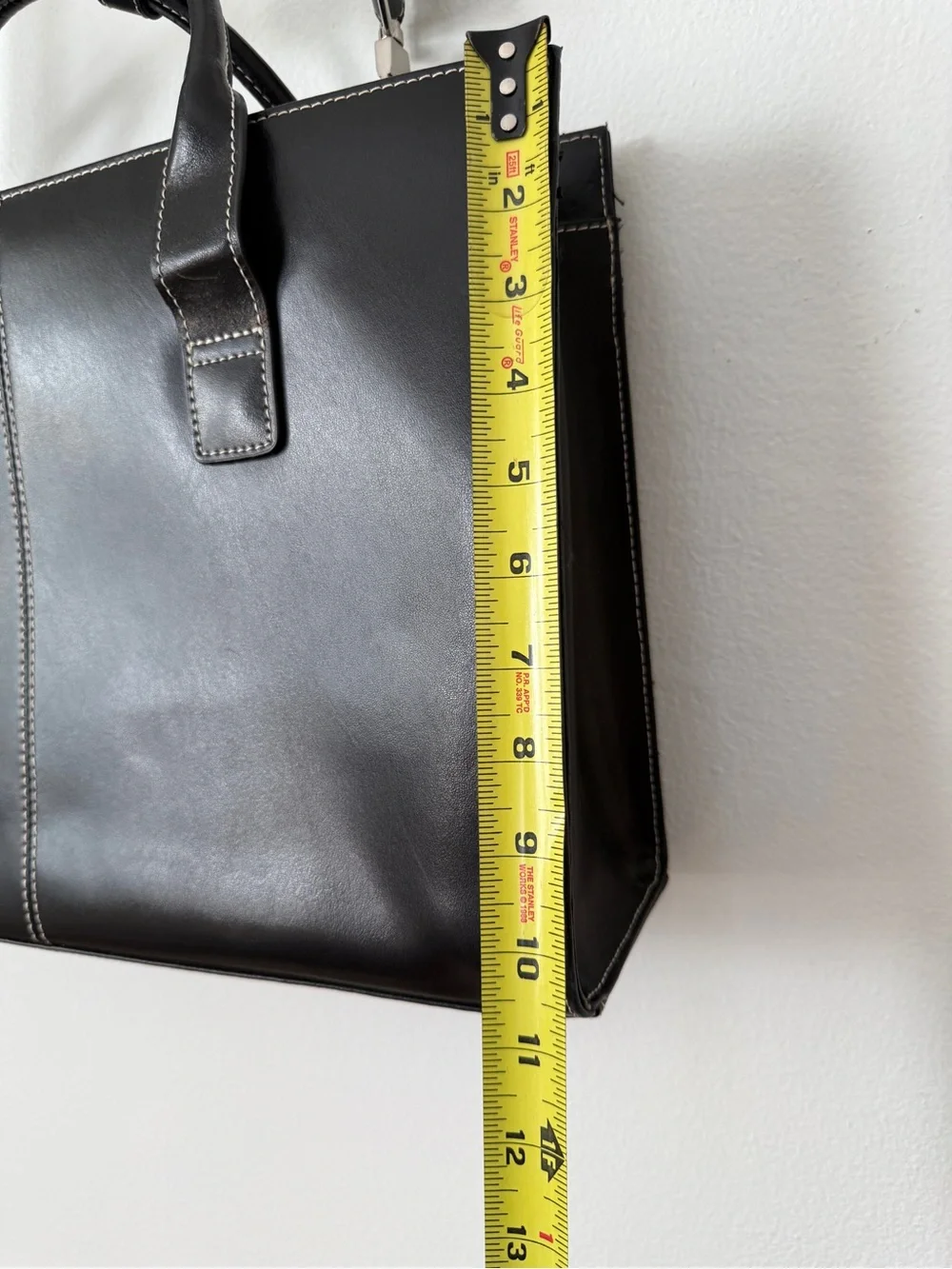 Samsonite Black Leather Laptop Briefcase with Contrast Stitching